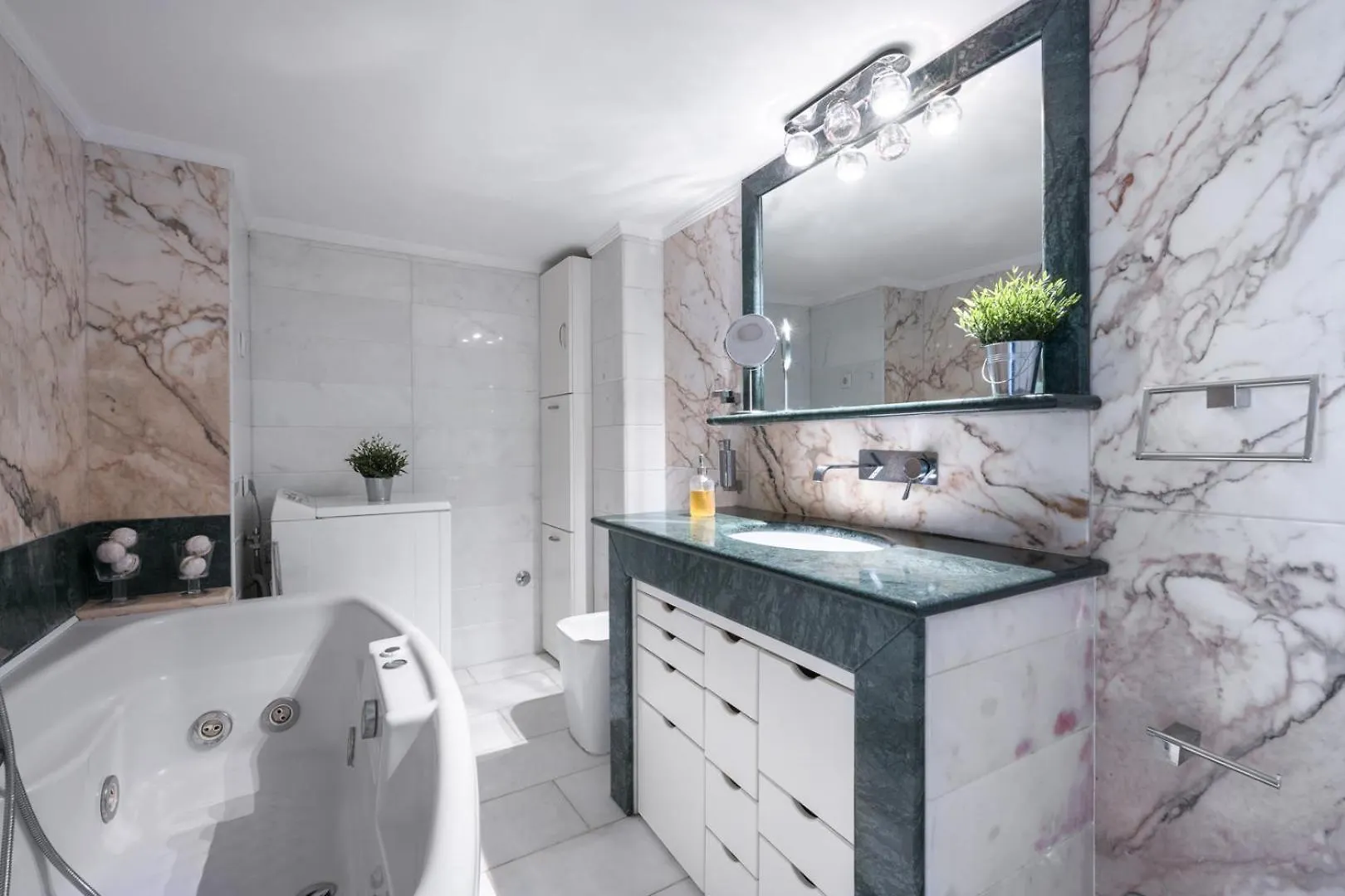 #Luxlikehome Horizon Apartment Salonicco
